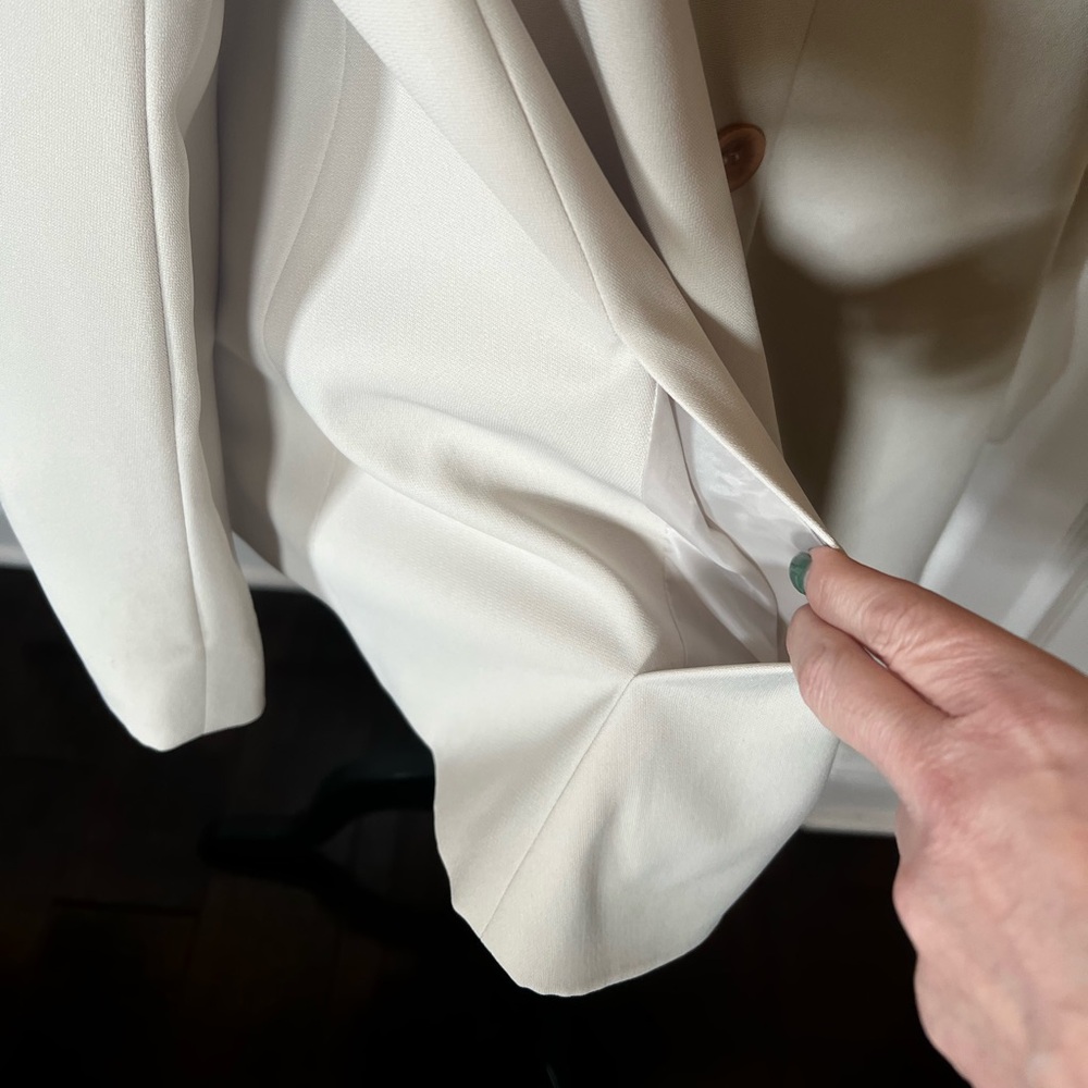 Beige, Single Breasted-Side Pockets-Long sleeves … - image 6